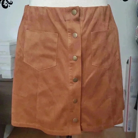 Brown skirt - Picture 1 of 6